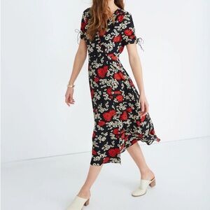 Madewell Peekaboo-Sleeve Midi Dress in Hillside Daisies Size 6 Blue Floral L2398